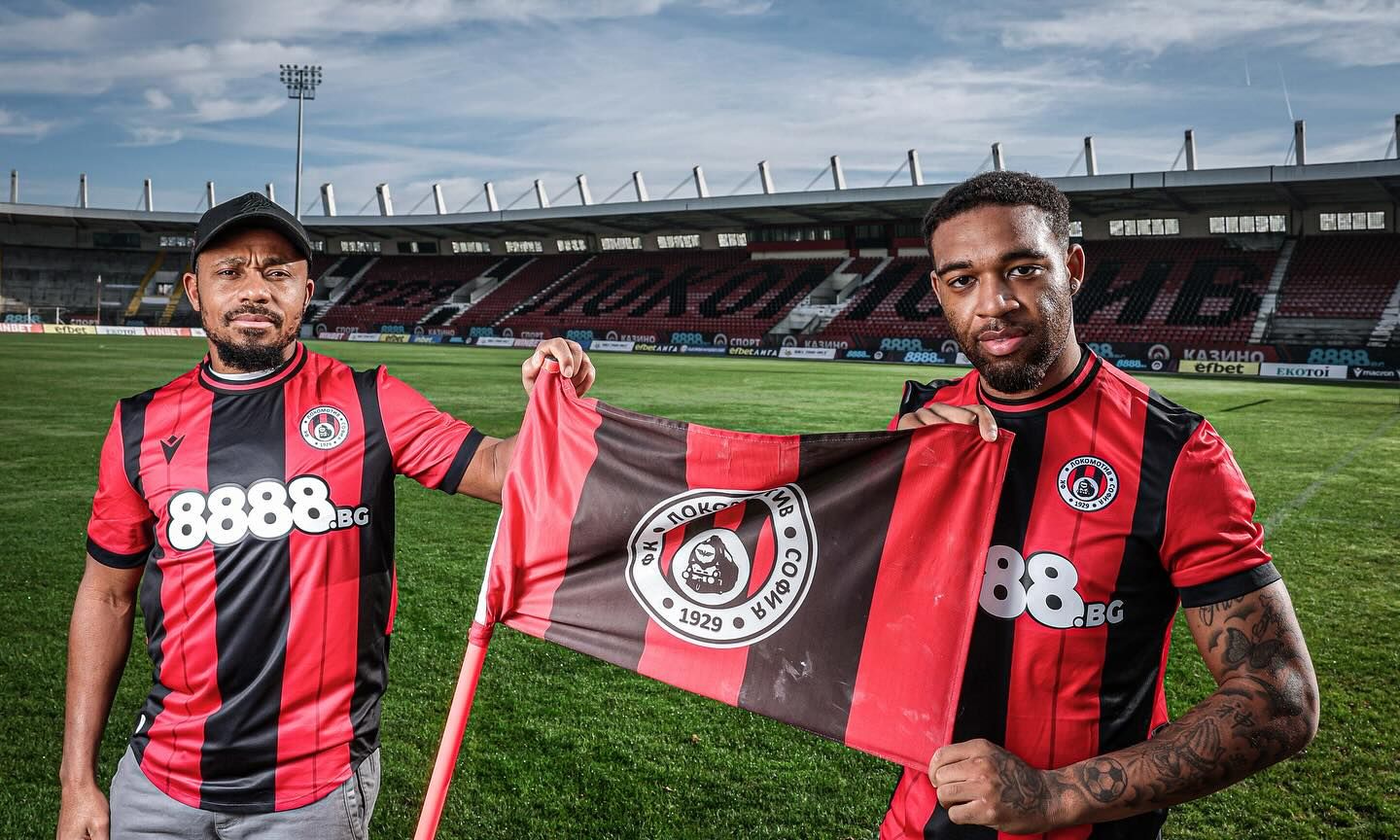 Джордан Айб, Дерек Асамоа