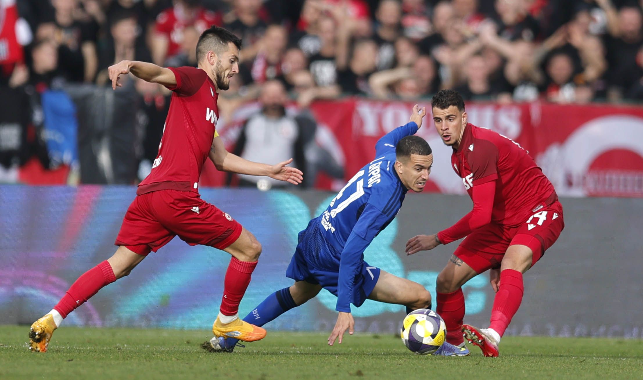 Акрам Бурас, Адриан Лапеня, Бруно Жордао