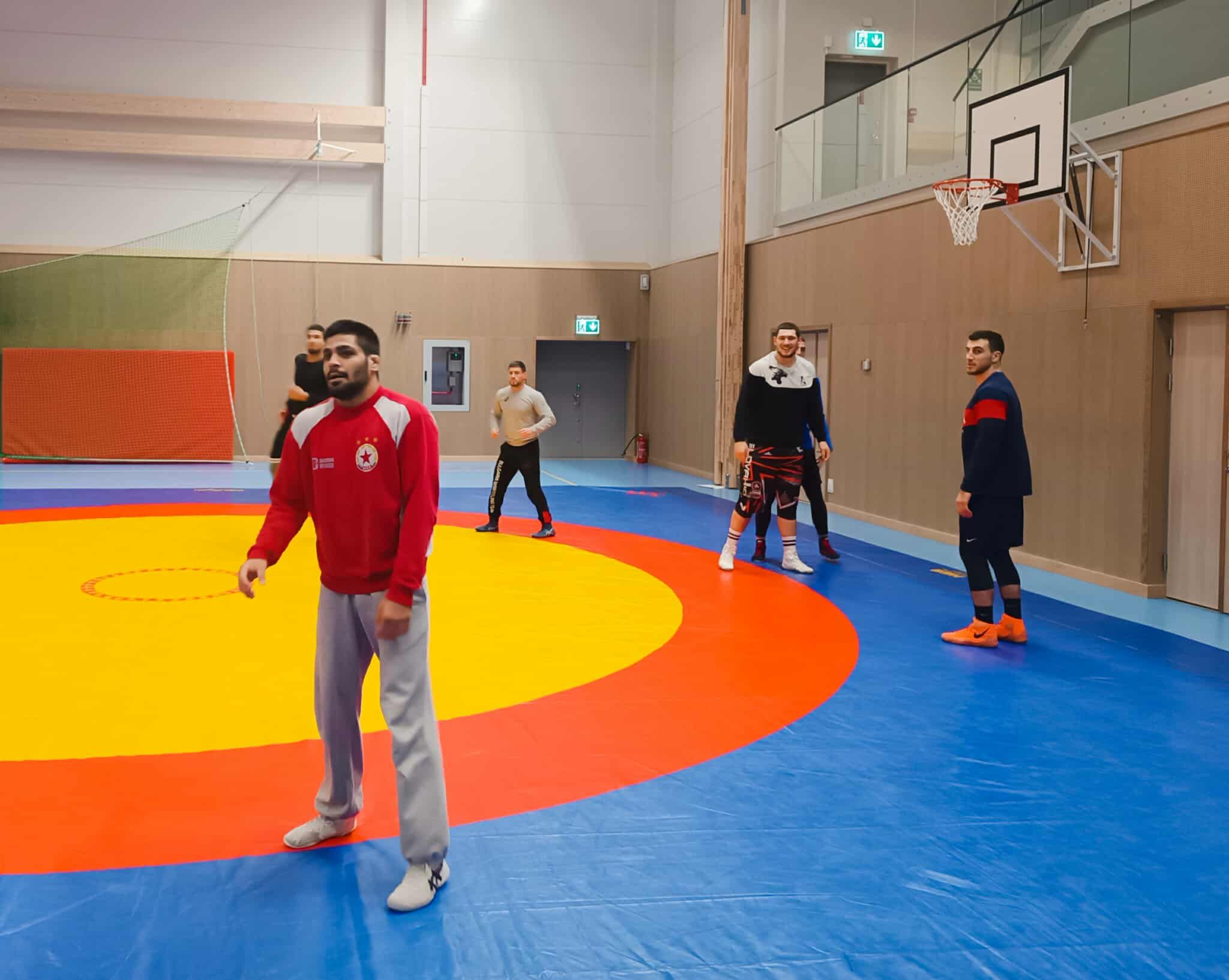 ЦСКА тренира